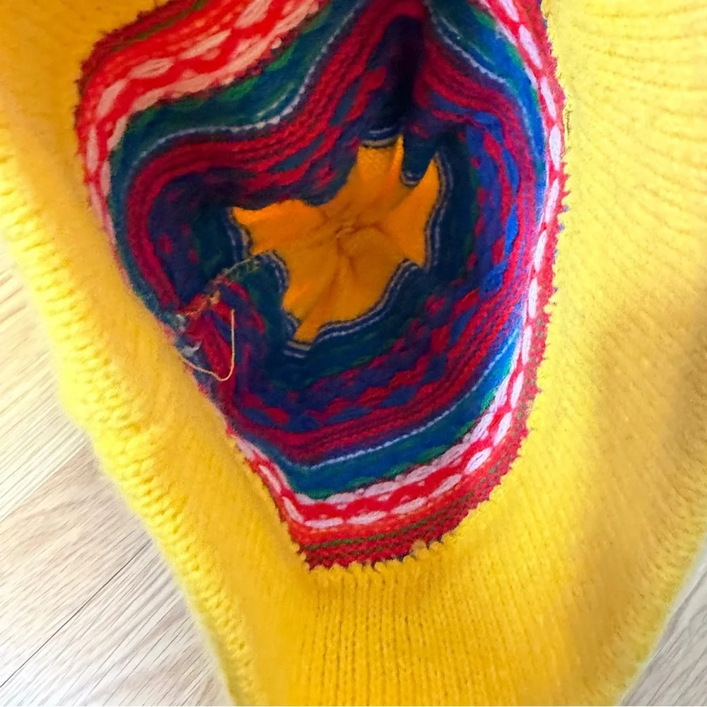 Vintage Beanie Pom Pom Knit Winter Hat Colorful Yellow Adult One Size - Picture 4 of 8